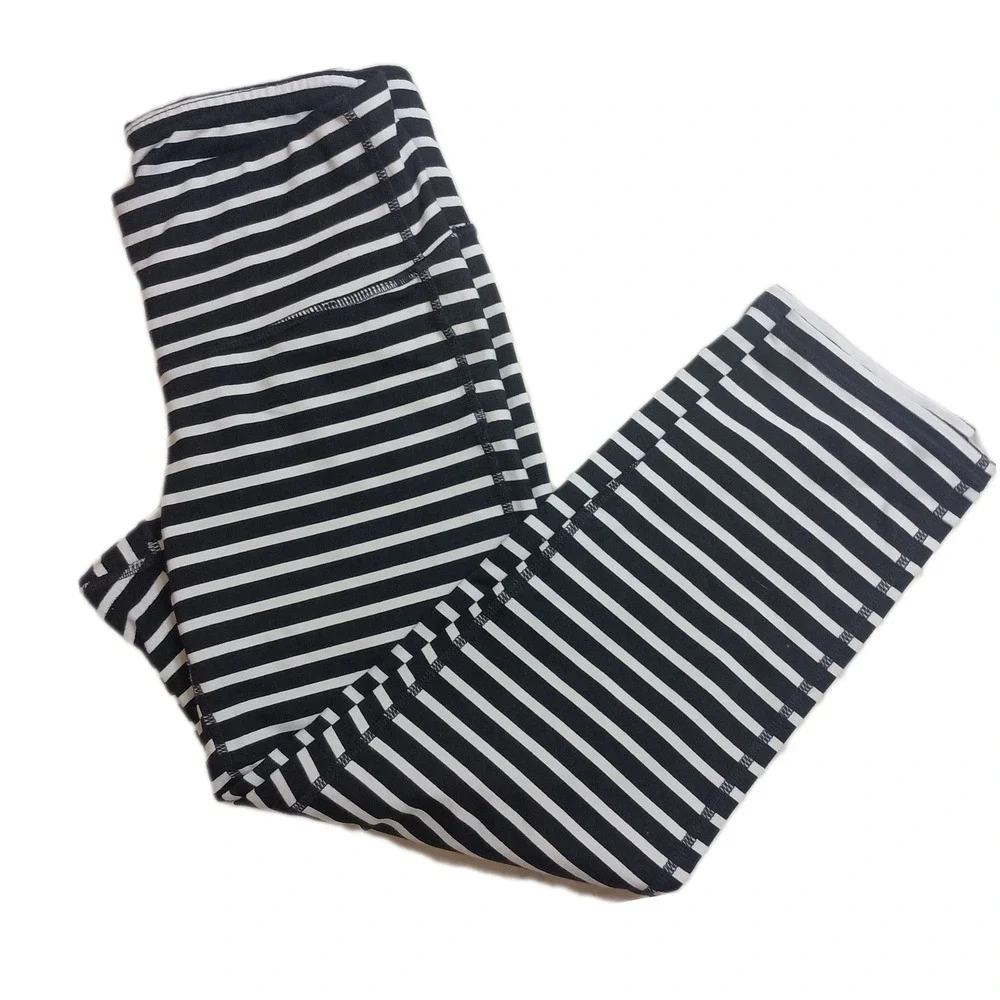 Athleta Stripes Chaturanga Capri Leggings SKU530